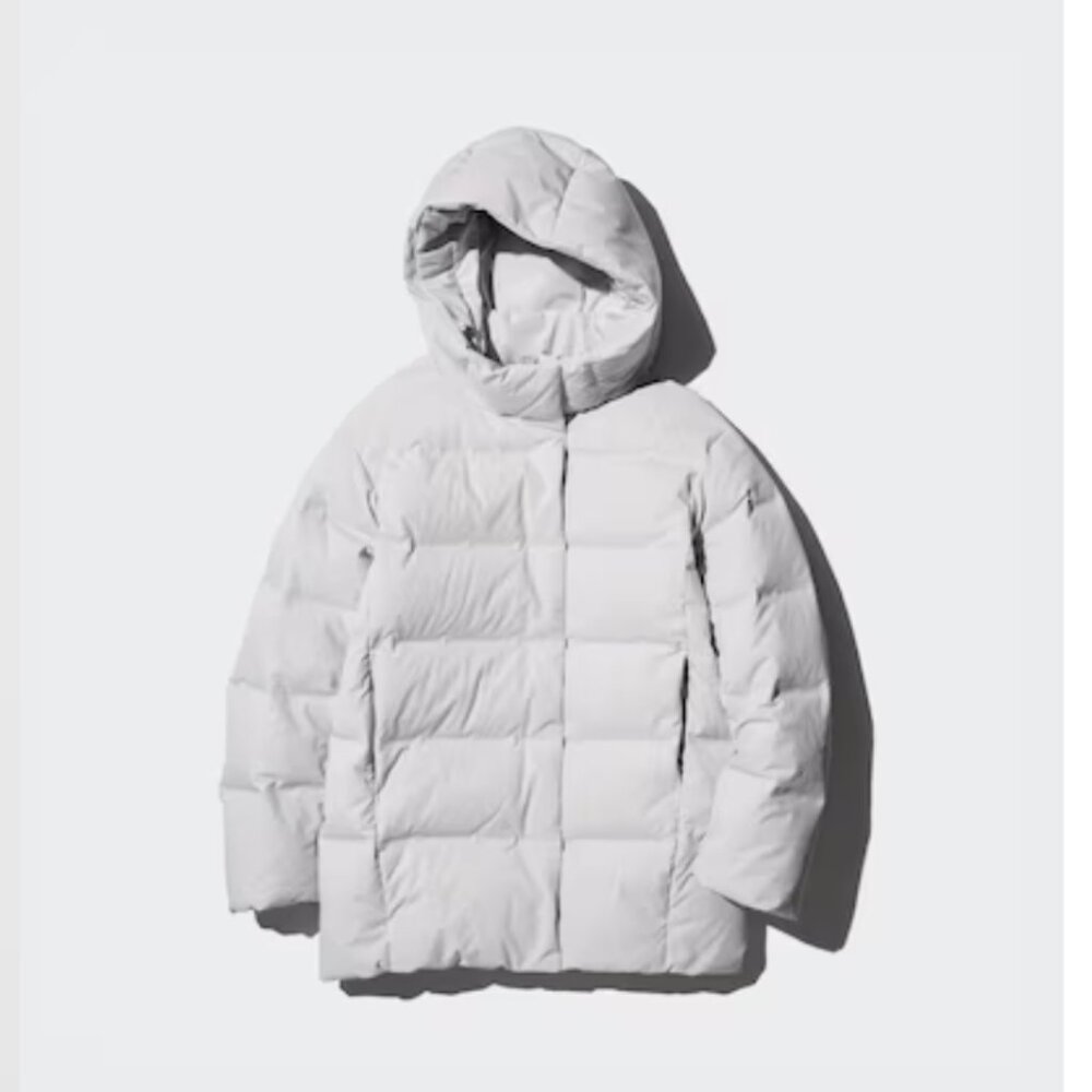 NWT Uniqlo Seamless Down Short Coat, Size Small, Light Gray, Fall/Winter 2024